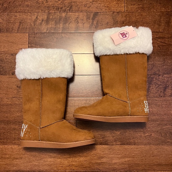 Juicy faux fur lined boots - Picture 1 of 12